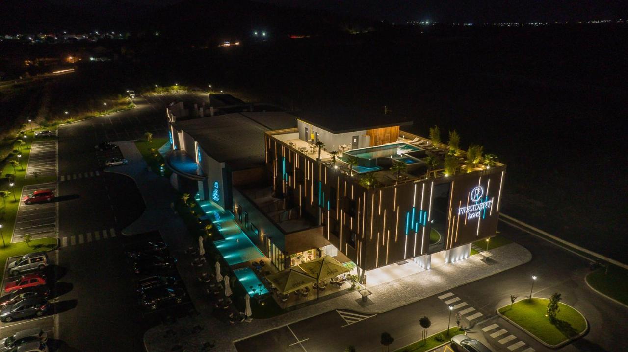 Hotel President Чаплина Экстерьер фото