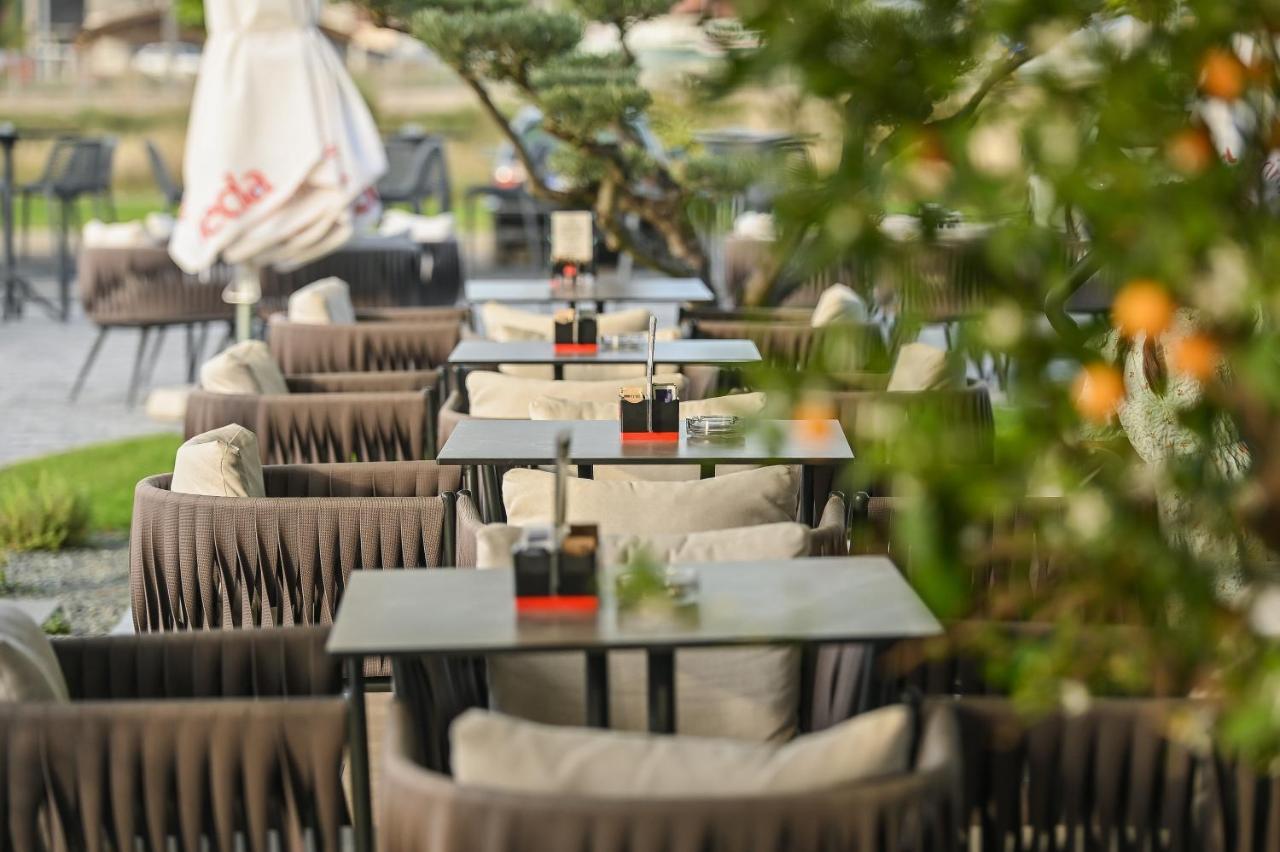 Hotel President Чаплина Экстерьер фото