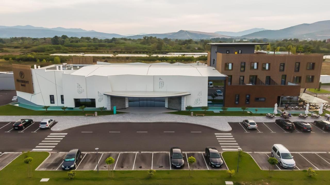 Hotel President Чаплина Экстерьер фото